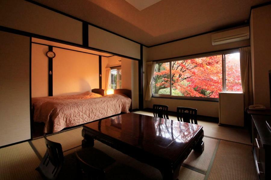 Kkr Hakone Miyanoshita Hotel Exterior photo